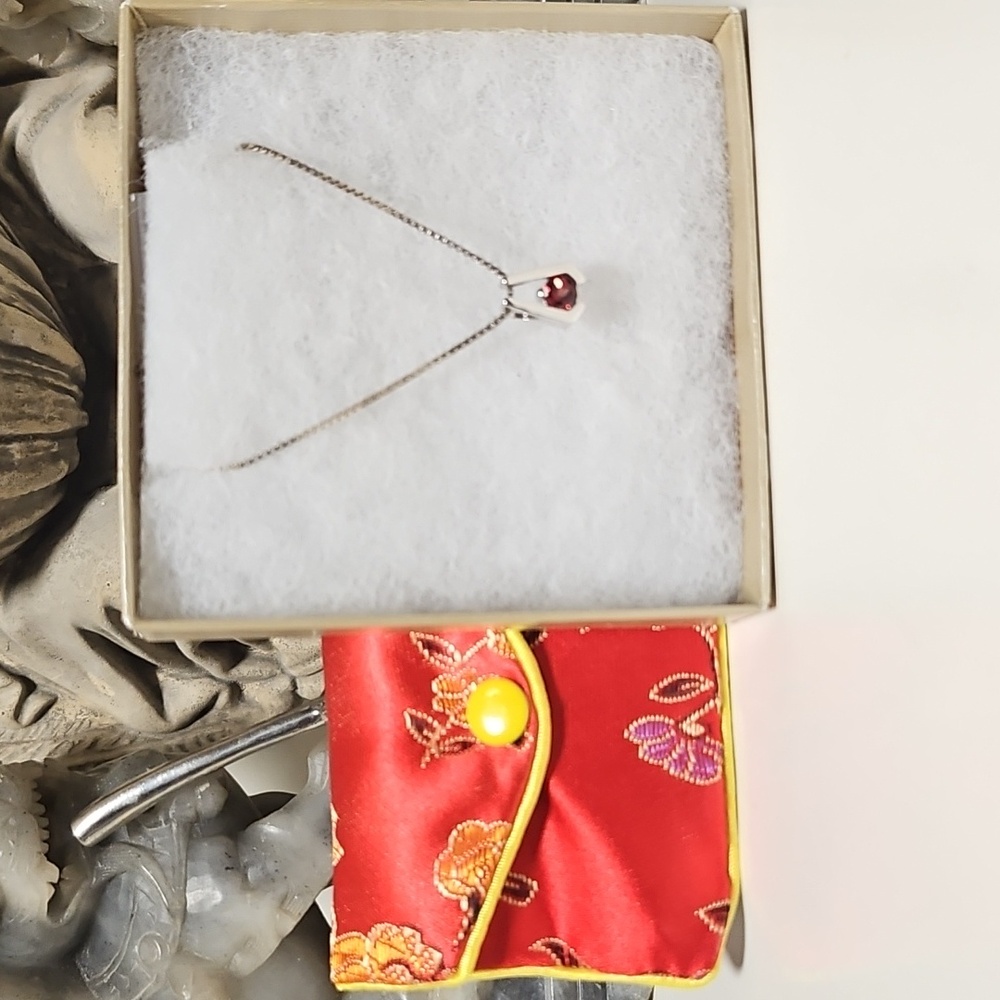 Garnet Gem On Sterling Silver Box Chain - Picture 7 of 7